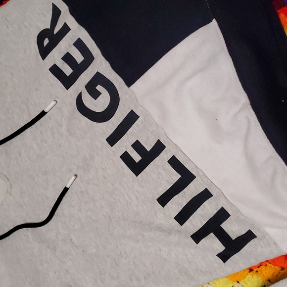 Tommy Hilfiger Sweashirt - Picture 2 of 4